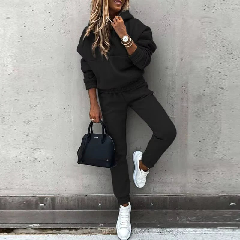 Women's Jogging Set | Breathable Fabric, Comfortable Fit, Ideal for Winter 0