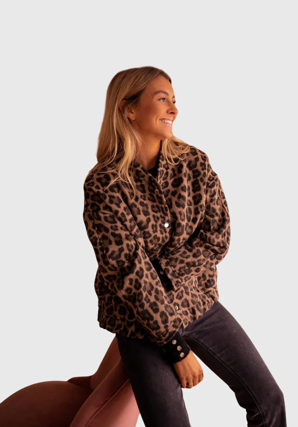 Women's Leopard Print Jacket | Lightweight, Tailored Fit, Year-Round Style 1